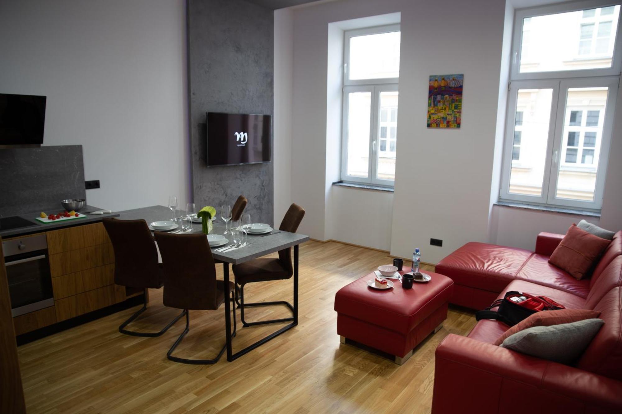 Am-residence No 12